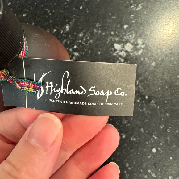 Highlands Soap Company Body Lotion - Picture 4 of 5